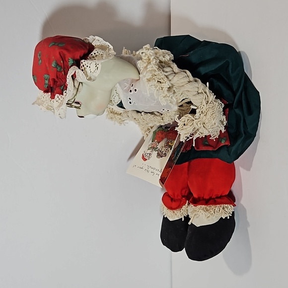 House of Lloyd VTG Christmas Around the World Grannie Flo Bunny Red Green - Picture 5 of 10